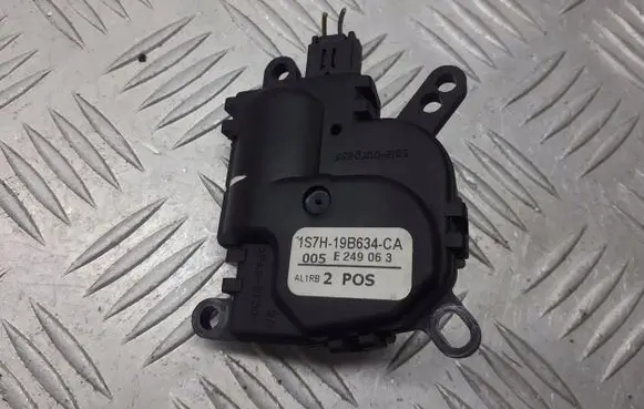 Ford Focus A/C air flow flap actuator/motor 1S7H-19B634-CA