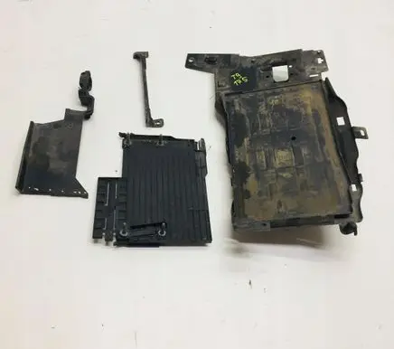 Peugeot 308 Battery box tray 