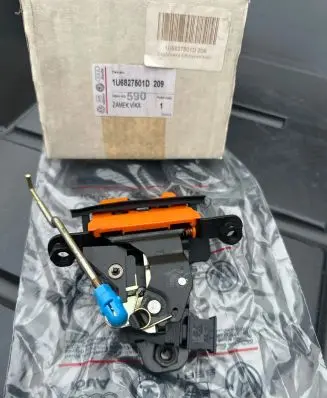 Skoda Octavia Mk2 (1Z) Tailgate/trunk/boot lock/catch/latch 1U6827501D