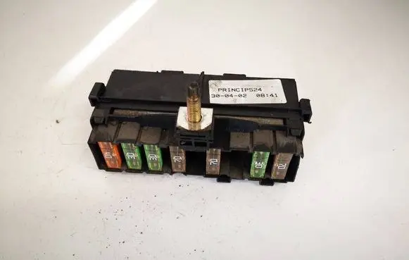 Fuse box set