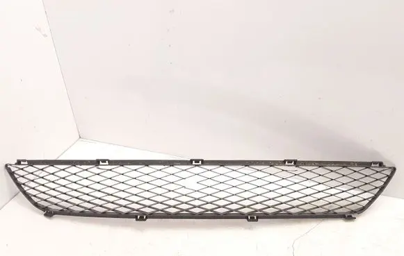 Mazda 6 Front bumper lower grill GJ6A501T1