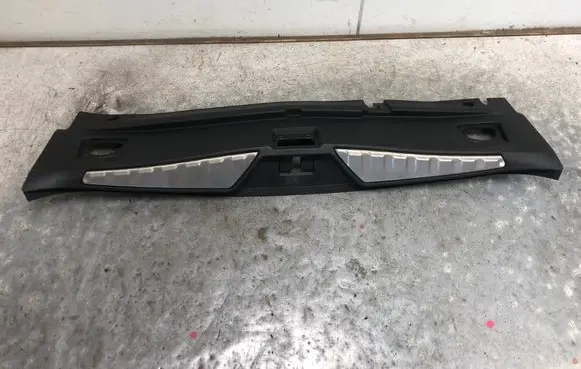 Maserati Quattroporte Trunk/boot sill cover protection 670013681BILI 670013681