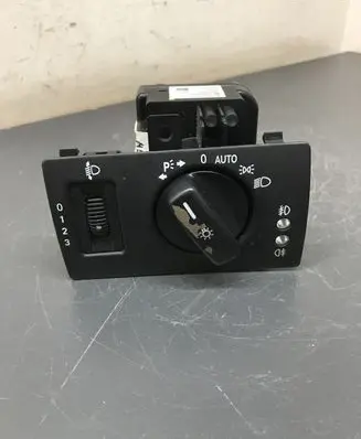 Mercedes-Benz E W211 Light switch