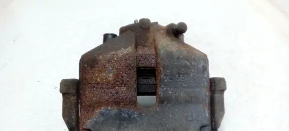 Volkswagen PASSAT CC Front brake caliper