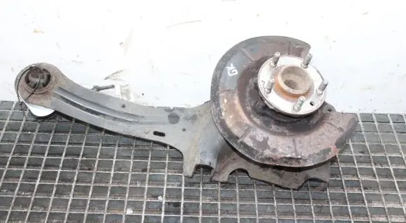 Volvo V40 Rear wheel hub