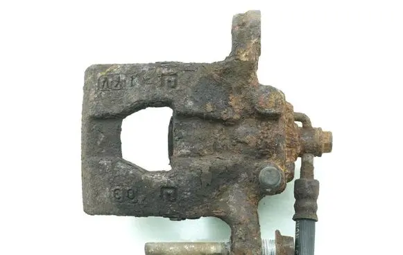 Nissan Juke I F15 Rear brake caliper