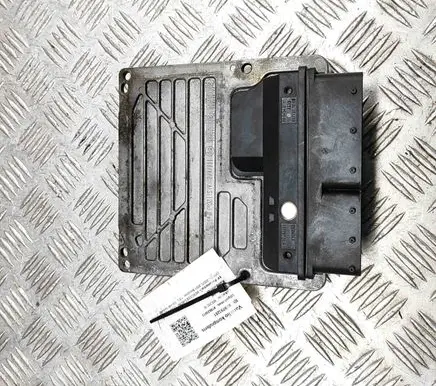 Mercedes-Benz C W203 Engine control unit/module 5WK90499 A2711537379