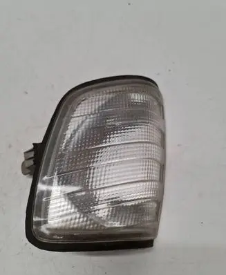 Mercedes-Benz E W124 Front indicator light 183290B