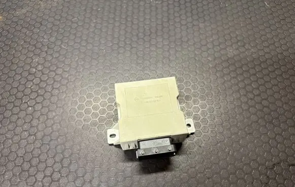 Toyota Corolla Verso AR10 Window wiper relay 150696