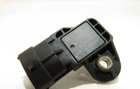 Opel Zafira C Air pressure sensor 0281006077