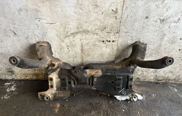 Volvo V50 Front subframe 