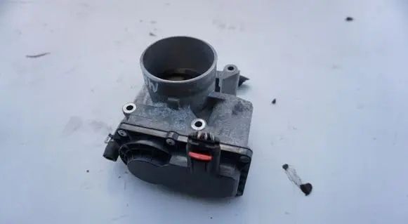 Mazda 6 Throttle valve L3R413640