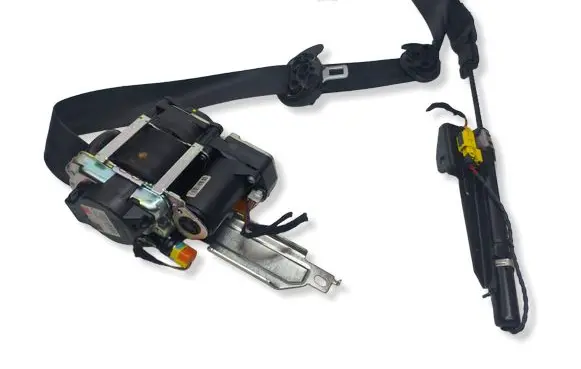Audi Q7 4M Front seatbelt 0589P10021 632688000 006L0000