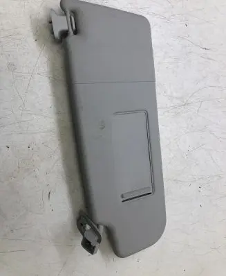 Volkswagen Golf VI Sun visor