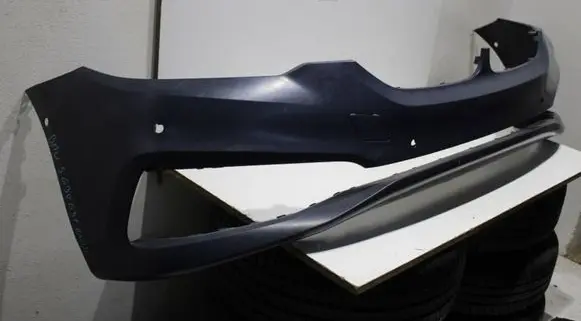 BMW 5 G30 G31 Front bumper 7385336 72758411
