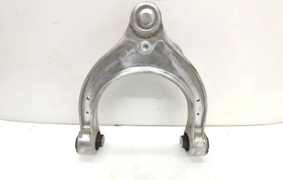 BMW 5 G30 G31 Front lower control arm/wishbone 6861185