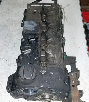 Mercedes-Benz Vito Viano W638 Engine head A6110104420 R61115404006