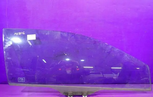 Honda Civic Front door window glass four-door