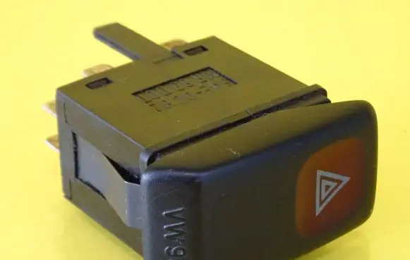 Volkswagen Golf II Hazard light switch 191953235 SAEQC82