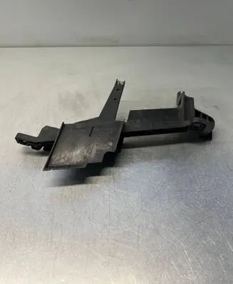 BMW X3 E83 Headlight/headlamp mounting bracket 1301073025