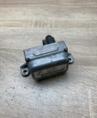 Volkswagen Golf V ESP acceleration yaw rate sensor 1K0907655B