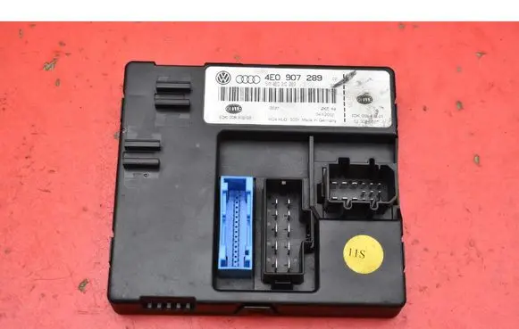 Audi A8 S8 D3 4E Comfort/convenience module 4E0907289