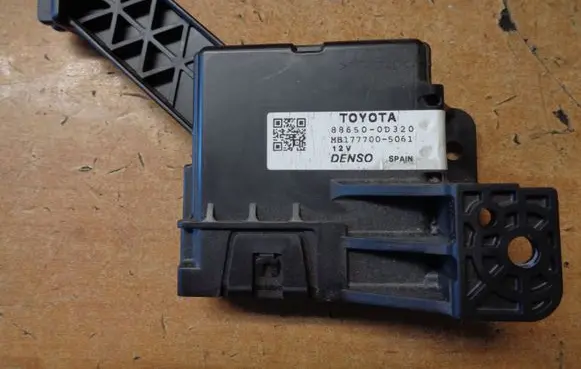 Toyota Yaris Other control units/modules 886500D320