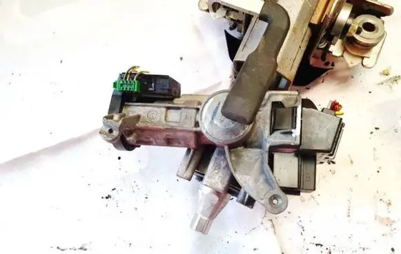 Ford Focus Ignition lock contact 0682