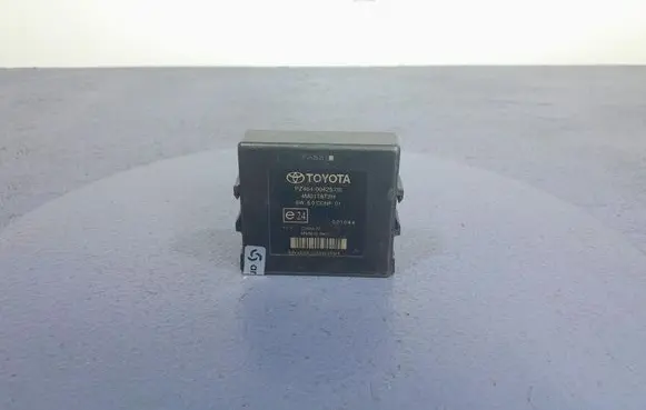 Toyota Prius (XW20) Other control units/modules 4M0178T2H