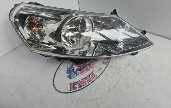 Citroen Jumpy Headlight/headlamp 89902604