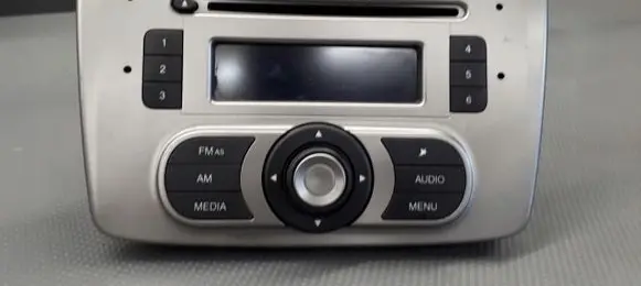 Alfa Romeo Mito Radio/CD/DVD/GPS head unit 1561024550