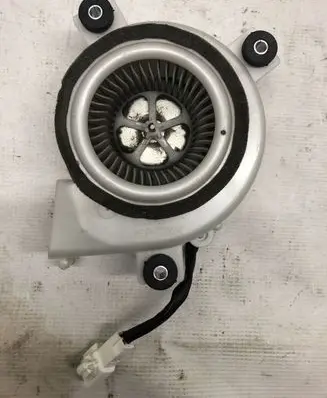 Toyota Prius (XW30) Hybrid/electric vehicle battery fan G923048010 1172003942