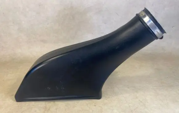 Mercedes-Benz G W461 W463 1st Gen Air intake hose/pipe A4635200104