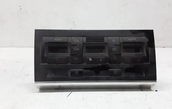 Audi A4 S4 B6 8E 8H Climate control unit 8E0820043