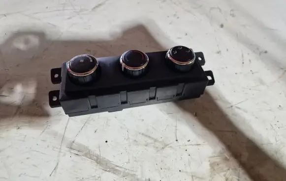 Dodge Grand Caravan Climate control unit 55111697AA