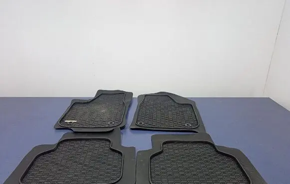 Jeep Grand Cherokee Front floor carpet liner 