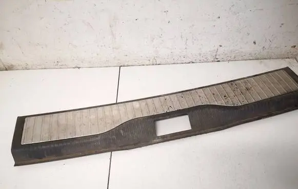 Opel Zafira B Other trunk/boot trim element 13131330