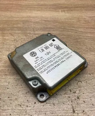 Volkswagen PASSAT B5 Airbag control unit/module 1J0909607 5WK4199