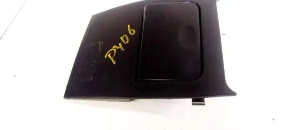 Car ashtray