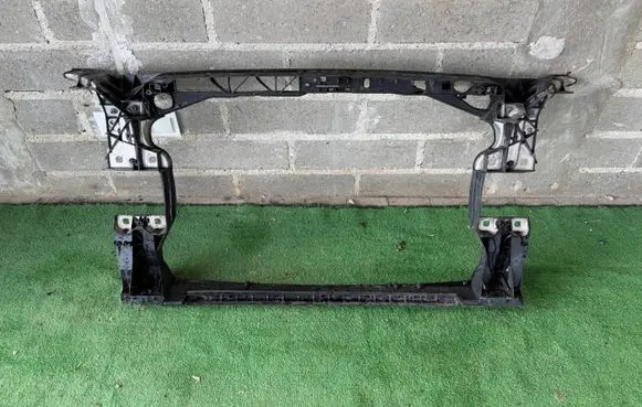 Audi A4 S4 B9 8W Radiator support slam panel 8W0805594