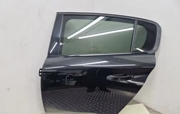 Peugeot 308 Rear door 