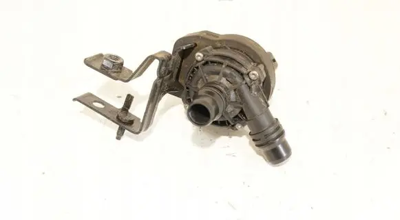 Opel Corsa F Water pump
