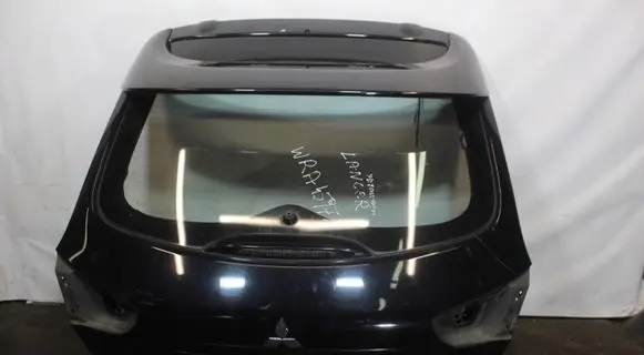 Mitsubishi Lancer X Truck tailgate 