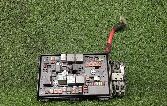Opel Astra J Power management control unit 13343762 13343762RS