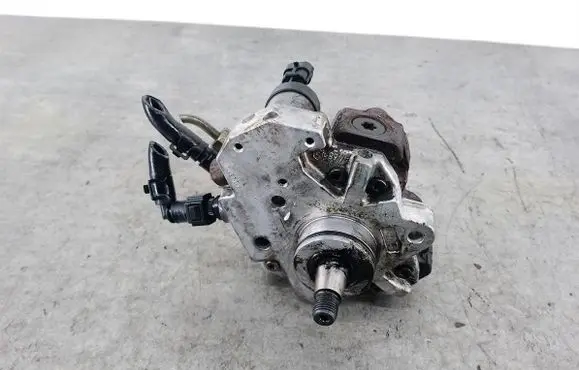 KIA Cerato Fuel injection high pressure pump 331004A010