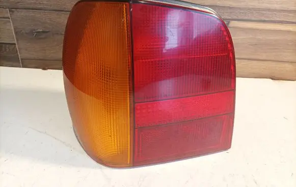 Volkswagen Polo III 6N 6N2 6NF Rear/tail lights 6N0945257A 962565