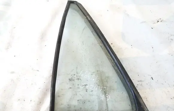 Mitsubishi Lancer Rear vent window glass 