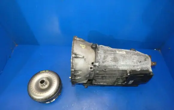 Mercedes-Benz E W212 Manual 7 speed gearbox A2122704302 A0002701852