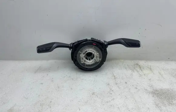 Wiper turn signal indicator stalk/switch