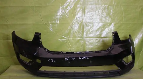 Volvo XC40 Front bumper